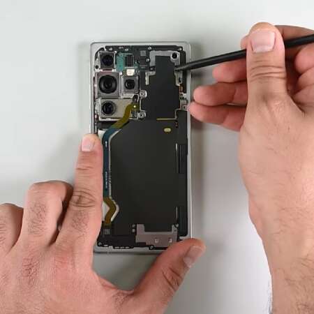 CommDepot’s Professional Cell Phone Repair Services